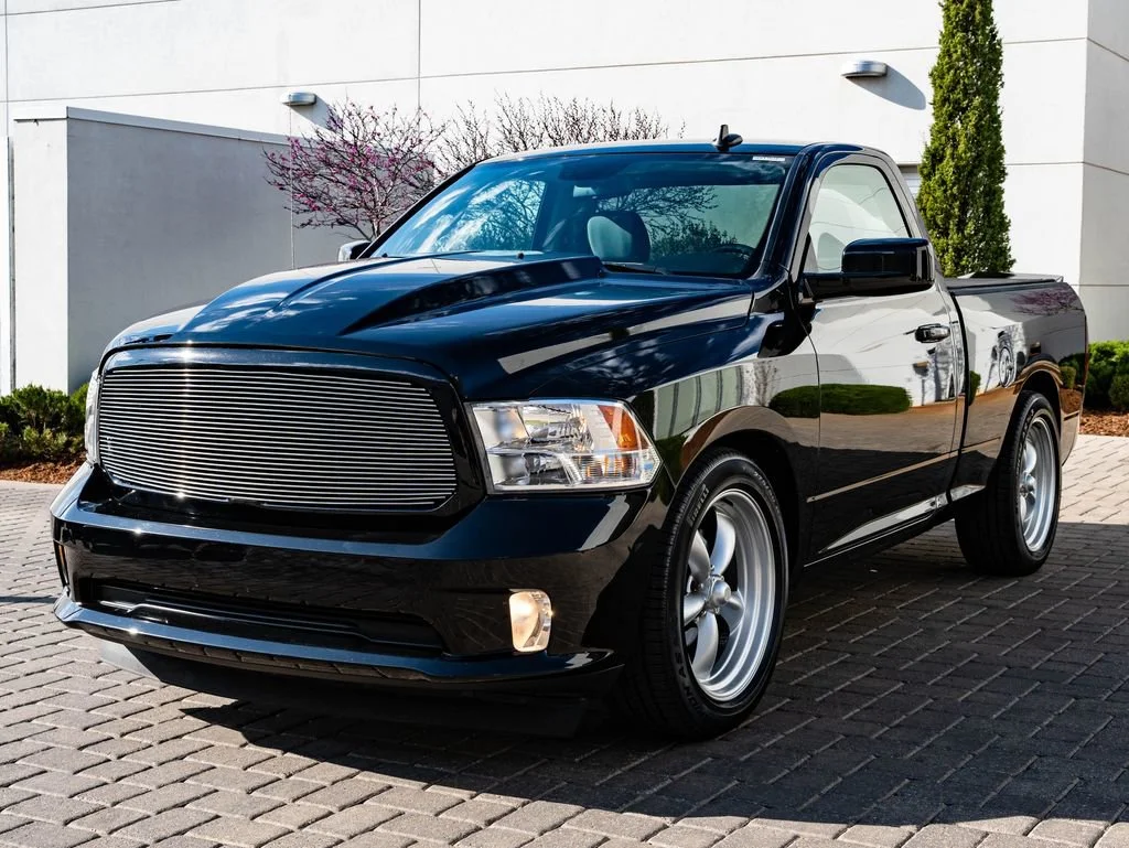 2021 RAM 1500 Classic Express 4x4 Regular Cab 6'4's photo
