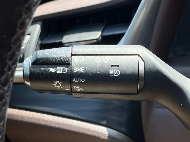 Certified Used 2020 MATADOR RED MICA Lexus 300h image 42