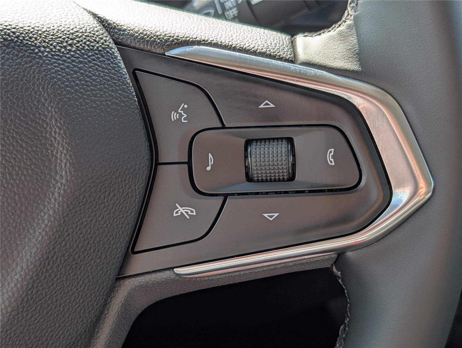 2026 Chevrolet Trax Activ - Photo 25
