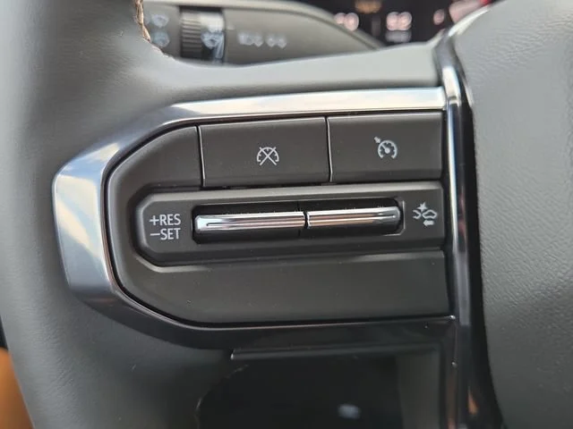 2026 GMC Canyon AT4 - Photo 16