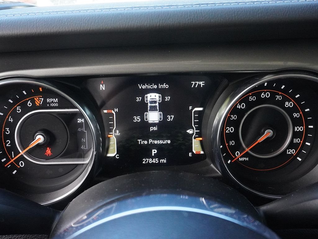 Used 2023 White Jeep Overland image 34