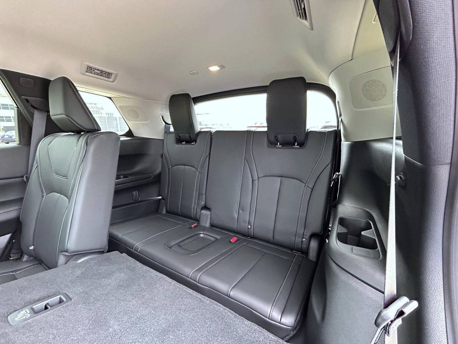 New 2027 MINERAL BLACK INFINITI Luxe AWD image 20