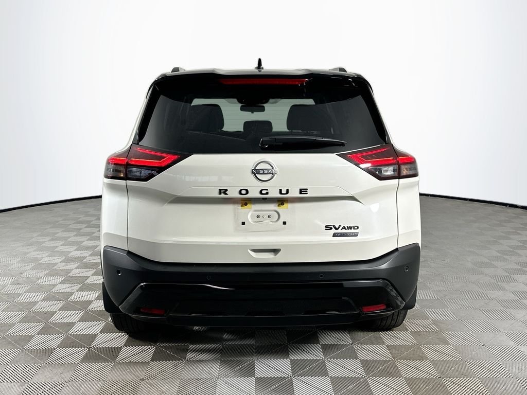 Used 2023 White Nissan SV image 6