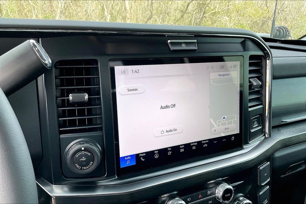 New 2026 Ford Super Duty F-250 Lariat 4D Crew Cab