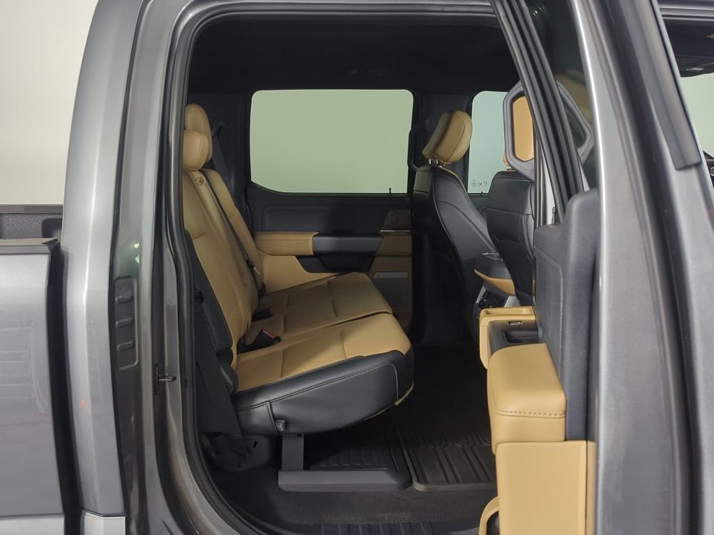 Certified Used 2025 Carbonized Gray Metallic Ford Lariat image 16