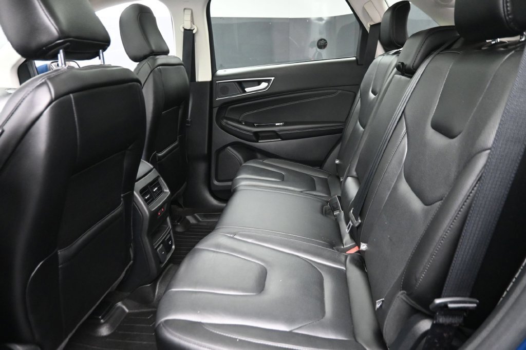 Used 2020 Green Ford Titanium image 12
