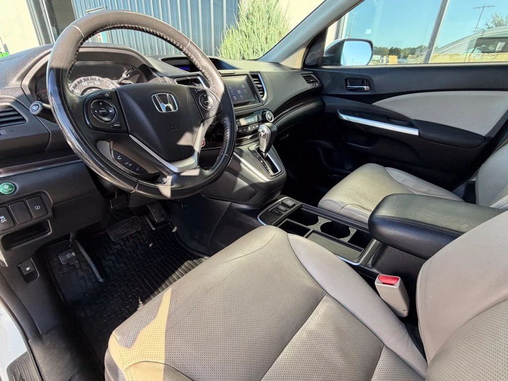 Used 2016 White Honda EX-L image 7