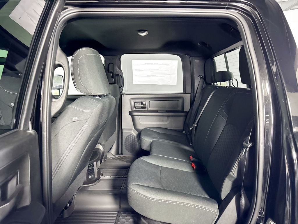 New 2026 Diamond Black Crystal Pearl-Coat Exterior Paint RAM  image 20