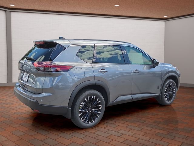 New 2026 Gray Nissan Dark Armor image 3