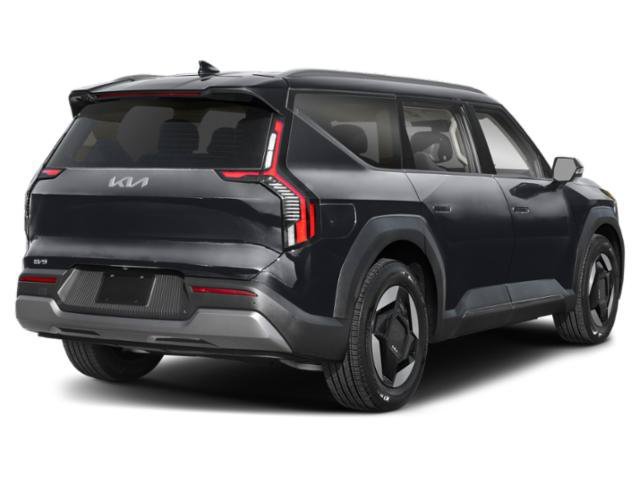 Certified Used 2024 Panthera Metal Kia Wind image 2