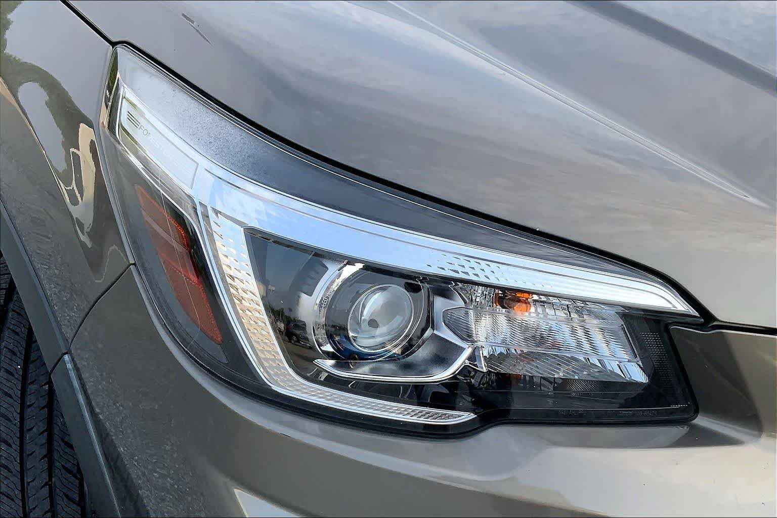 Used 2020 Sepia Bronze Metallic Subaru Premium image 26