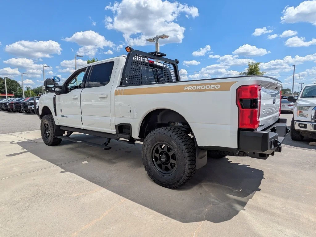 New 2026 Oxford White Ford Lariat image 6