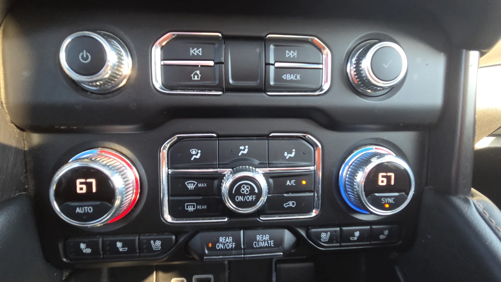 Used 2021 Black GMC AT4 image 38