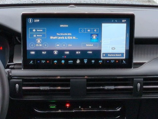 Certified Used 2024 Radiance Metallic Lincoln Premiere image 18