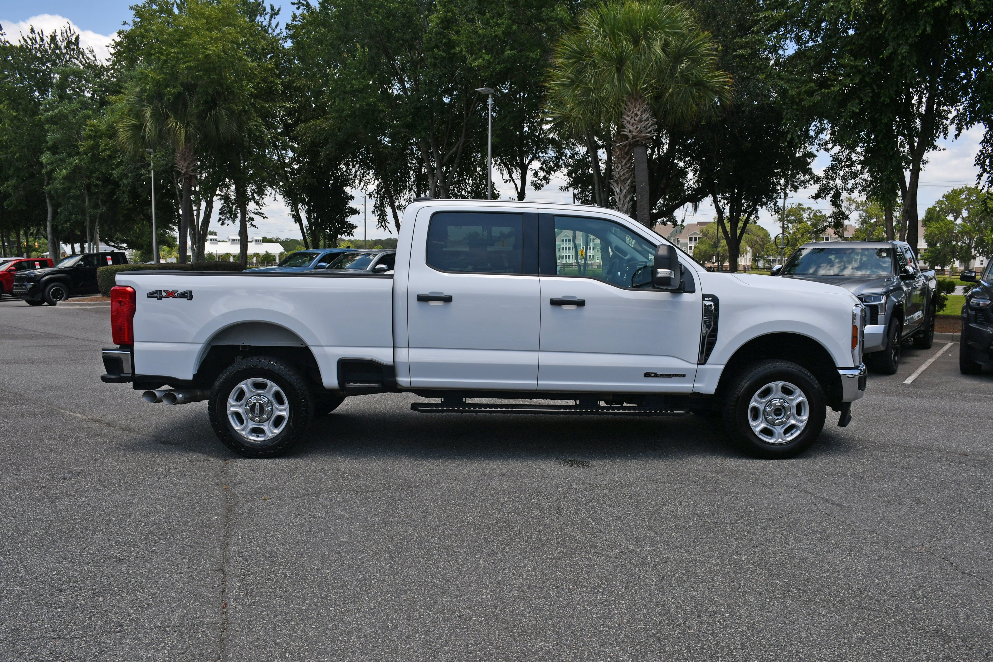 Used 2025 White Ford XLT image 5