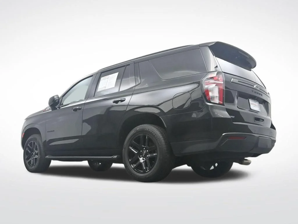 Used 2022 Black Chevrolet Z71 image 36