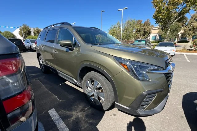 Used 2025 Brown Subaru Premium image 3