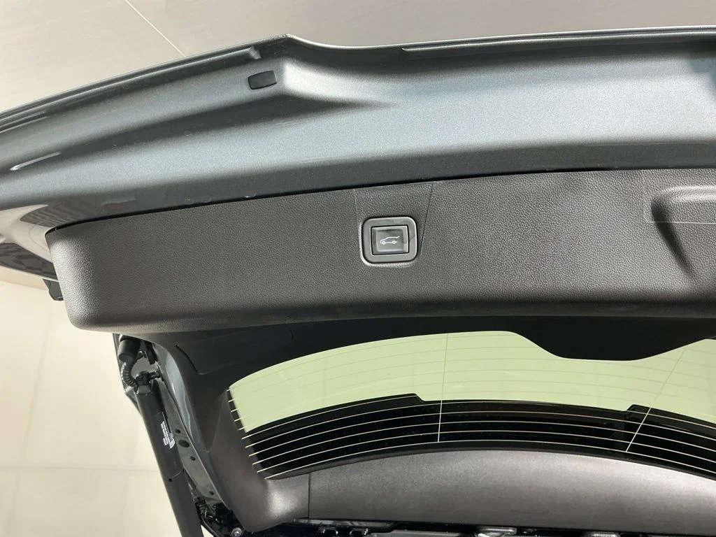 New 2026 Gray Chevrolet LT image 10