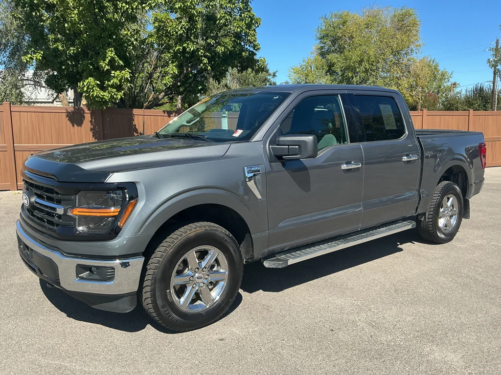 Used 2025 Carbonized Grey Metallic Ford XLT image 1