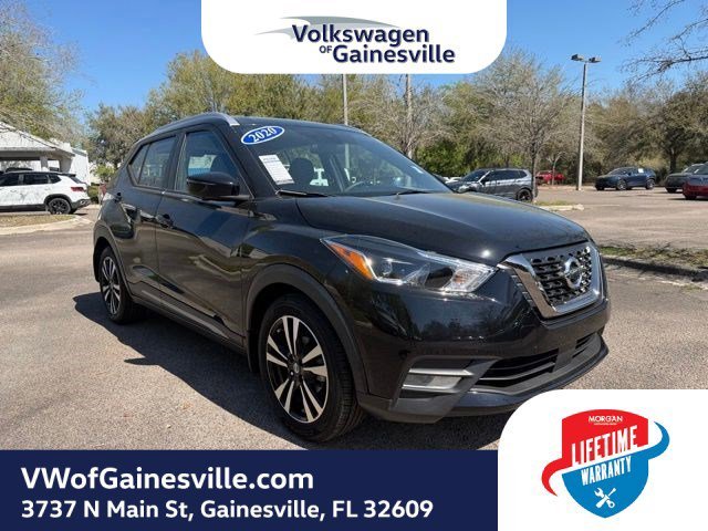 2020 Nissan Kicks SR