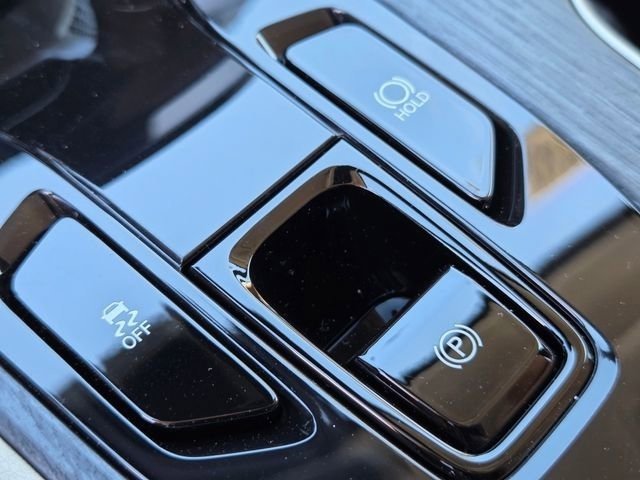 2026 Lexus RZ Base - Photo 14