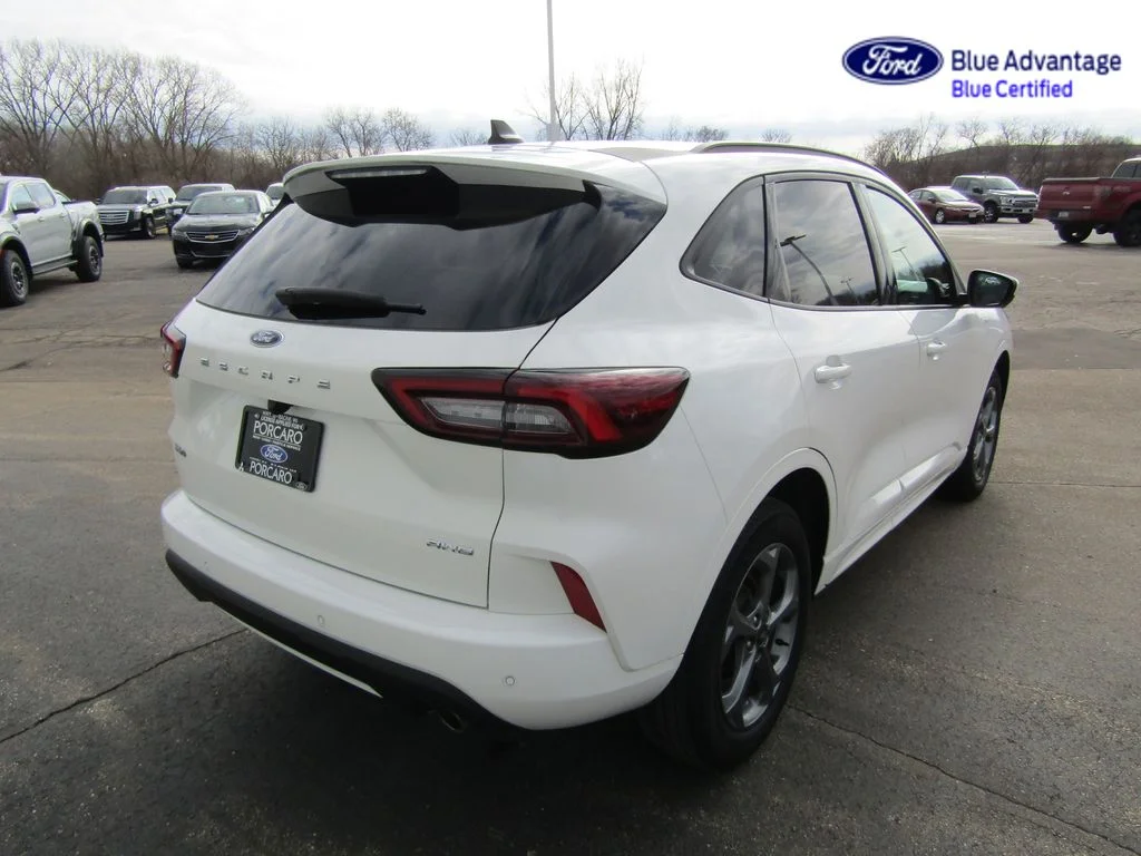 Certified Used 2023 Star White Ford ST-Line Select image 5