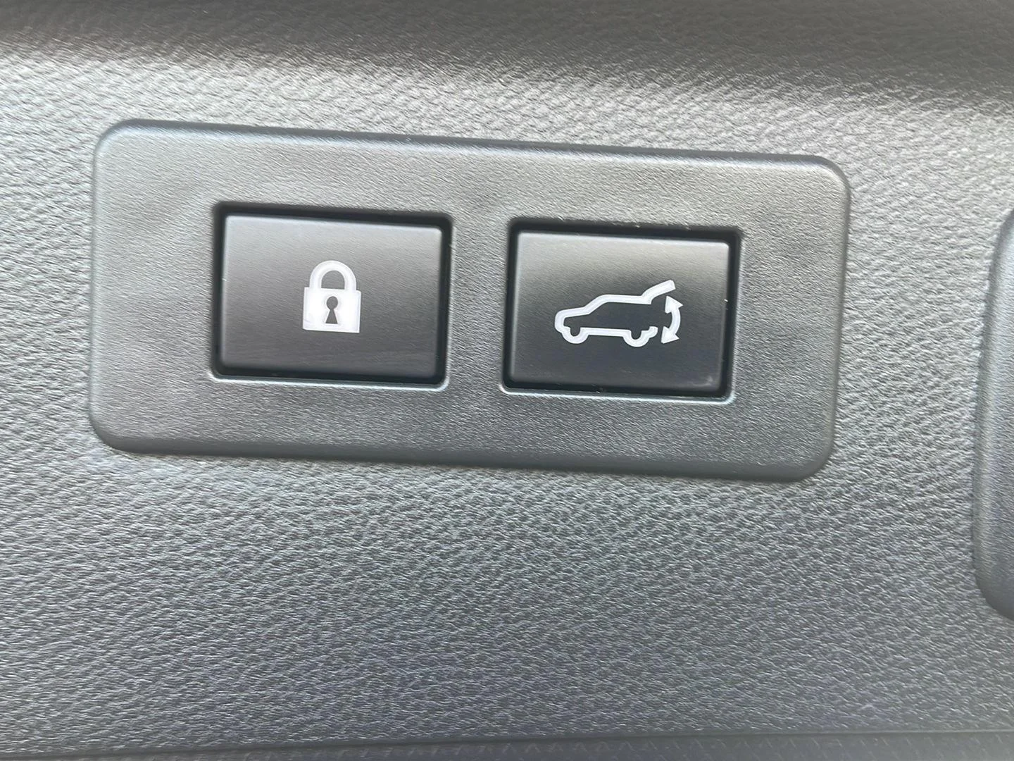 Used 2023 Crystal White Pearl Subaru Sport image 34