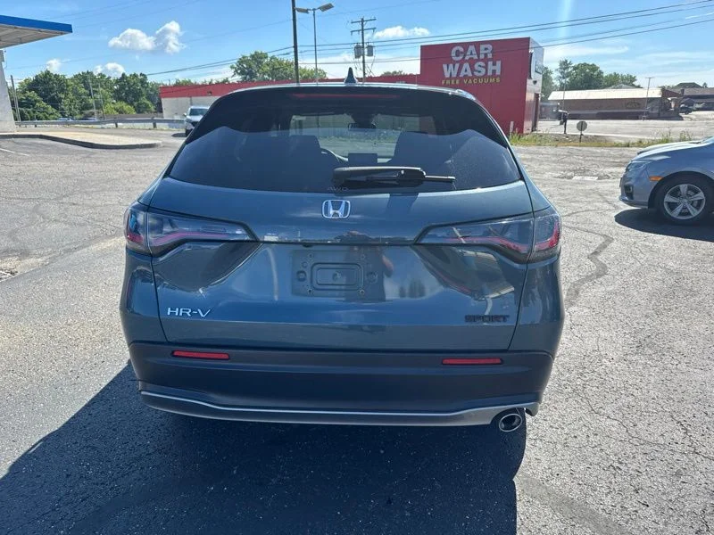 Used 2024  Honda Sport image 6