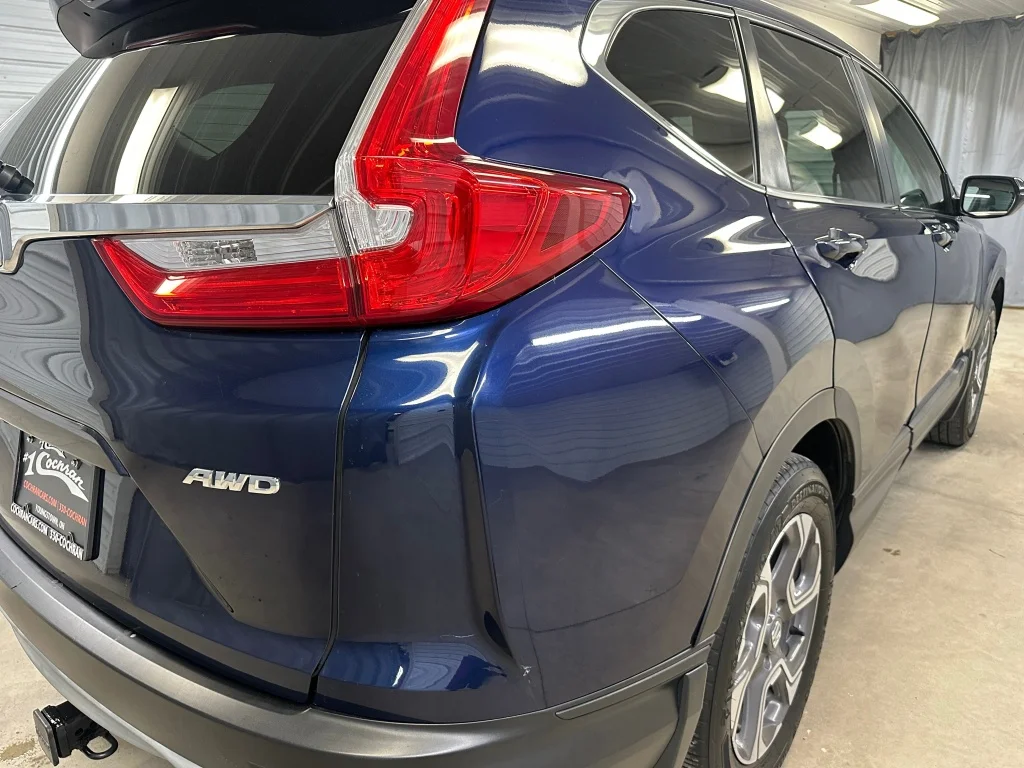Used 2018 Obsidian Blue Pearl Honda EX-L image 25