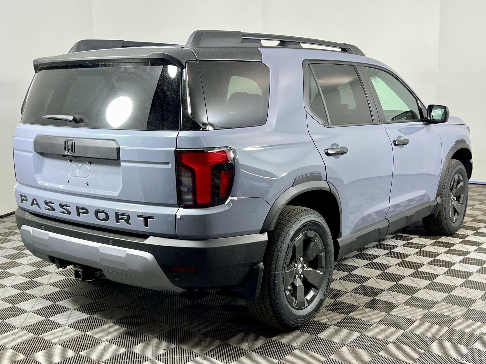 New 2026 Sonic Gray Pearl Honda RTL image 6