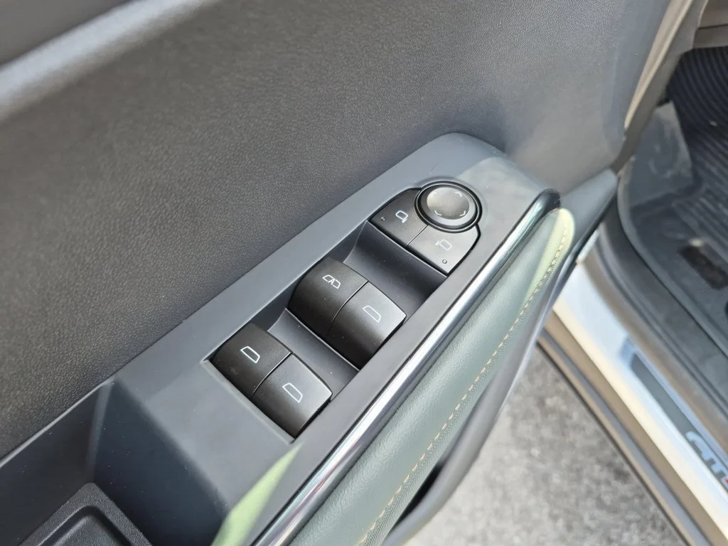 2027 GMC Acadia AT4 - Photo 17