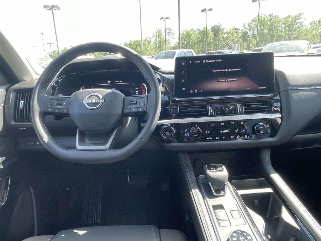 New 2026 Everest White Pearl TriCoat Nissan Platinum image 14