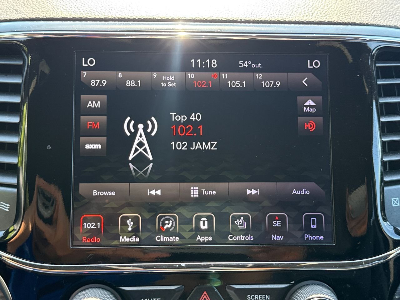Used 2019 Red Jeep Laredo E image 25