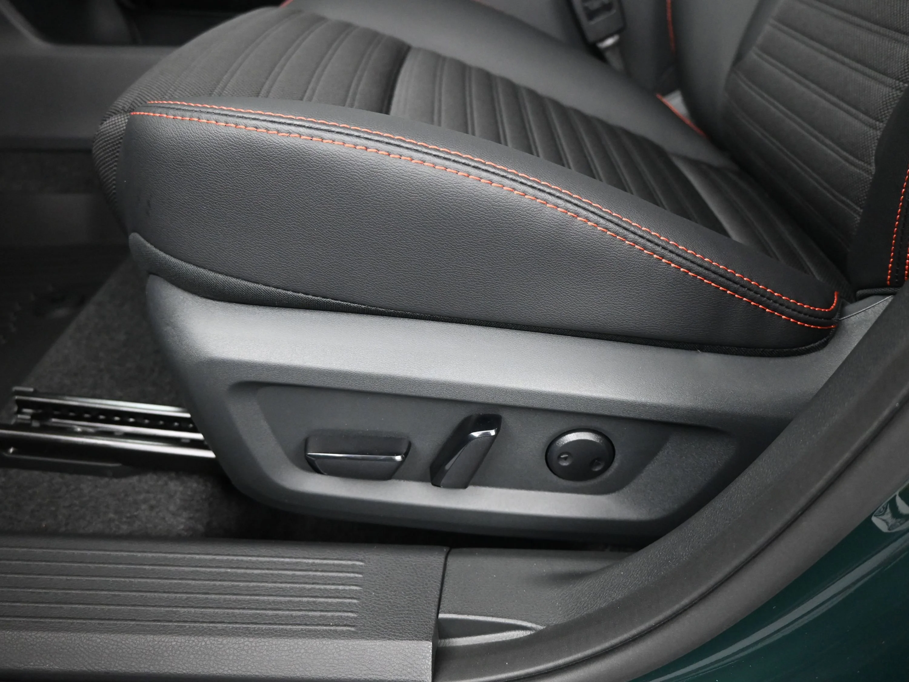 New 2026 Obsidian Green Pearl Nissan Rock Creek® image 10