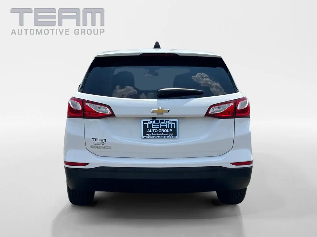 Used 2021 SUMMIT WHITE Chevrolet LS image 6