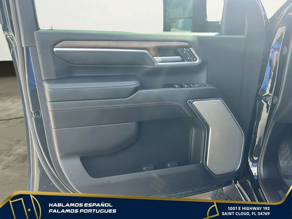 Used 2024 Black Chevrolet High Country image 10