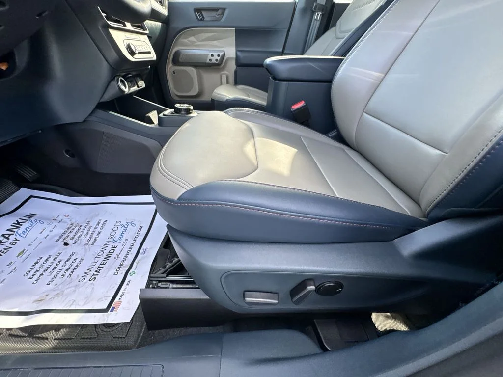 Used 2025 White Ford Lariat image 12