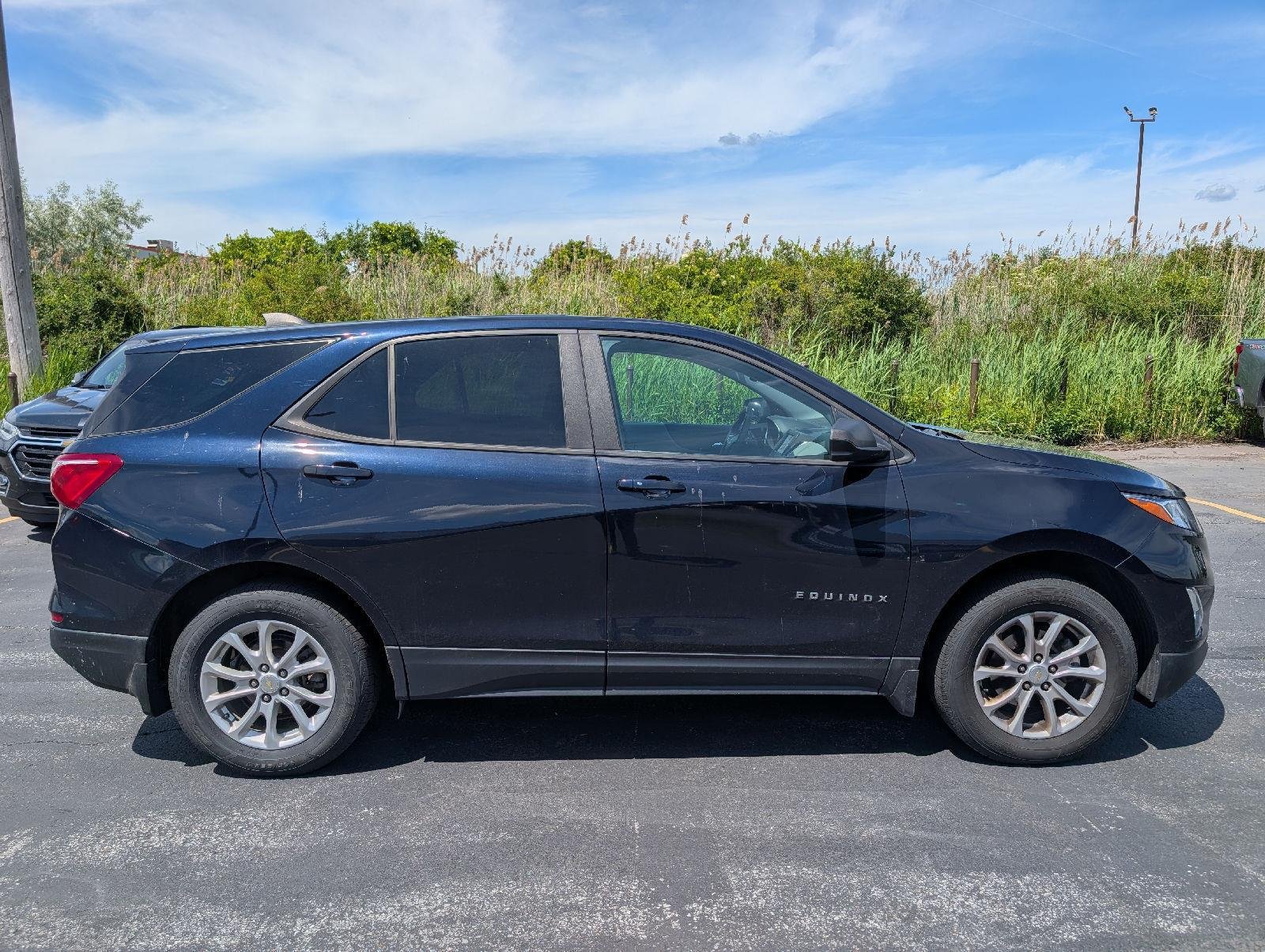 Used 2021 Midnight Blue Metallic Chevrolet LS image 9