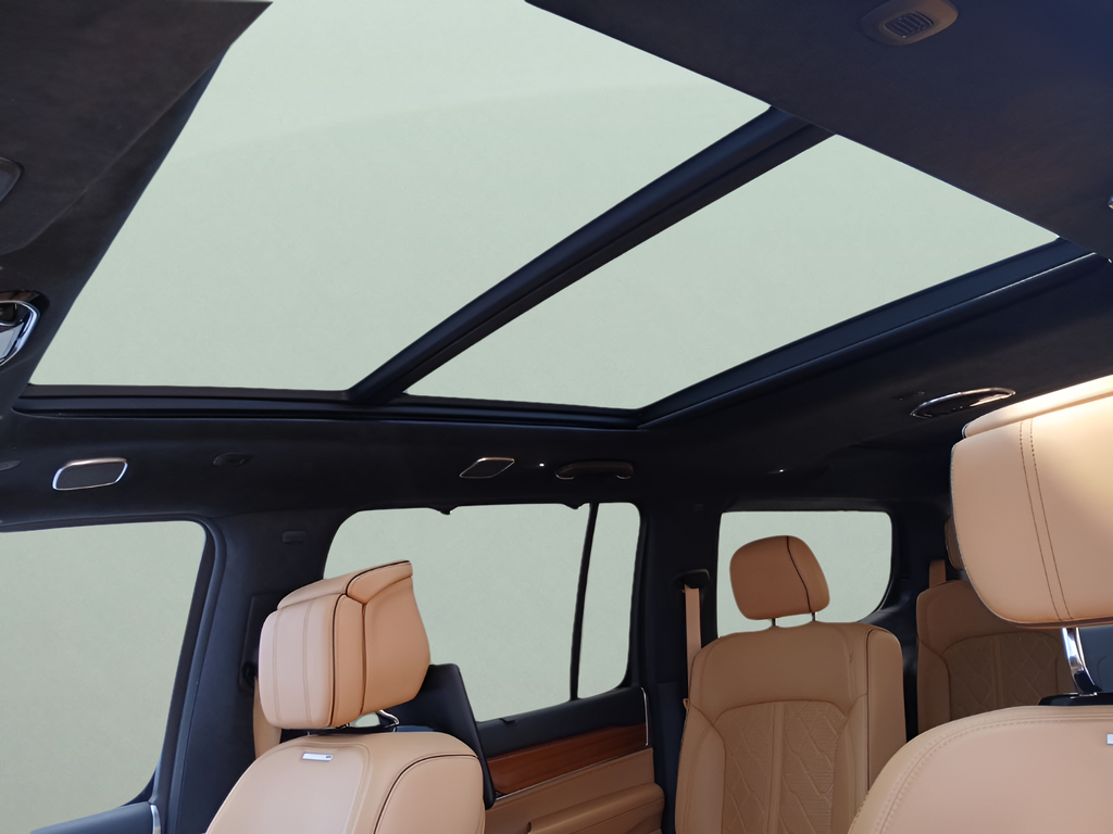 Used 2022 Black Jeep Series III image 15