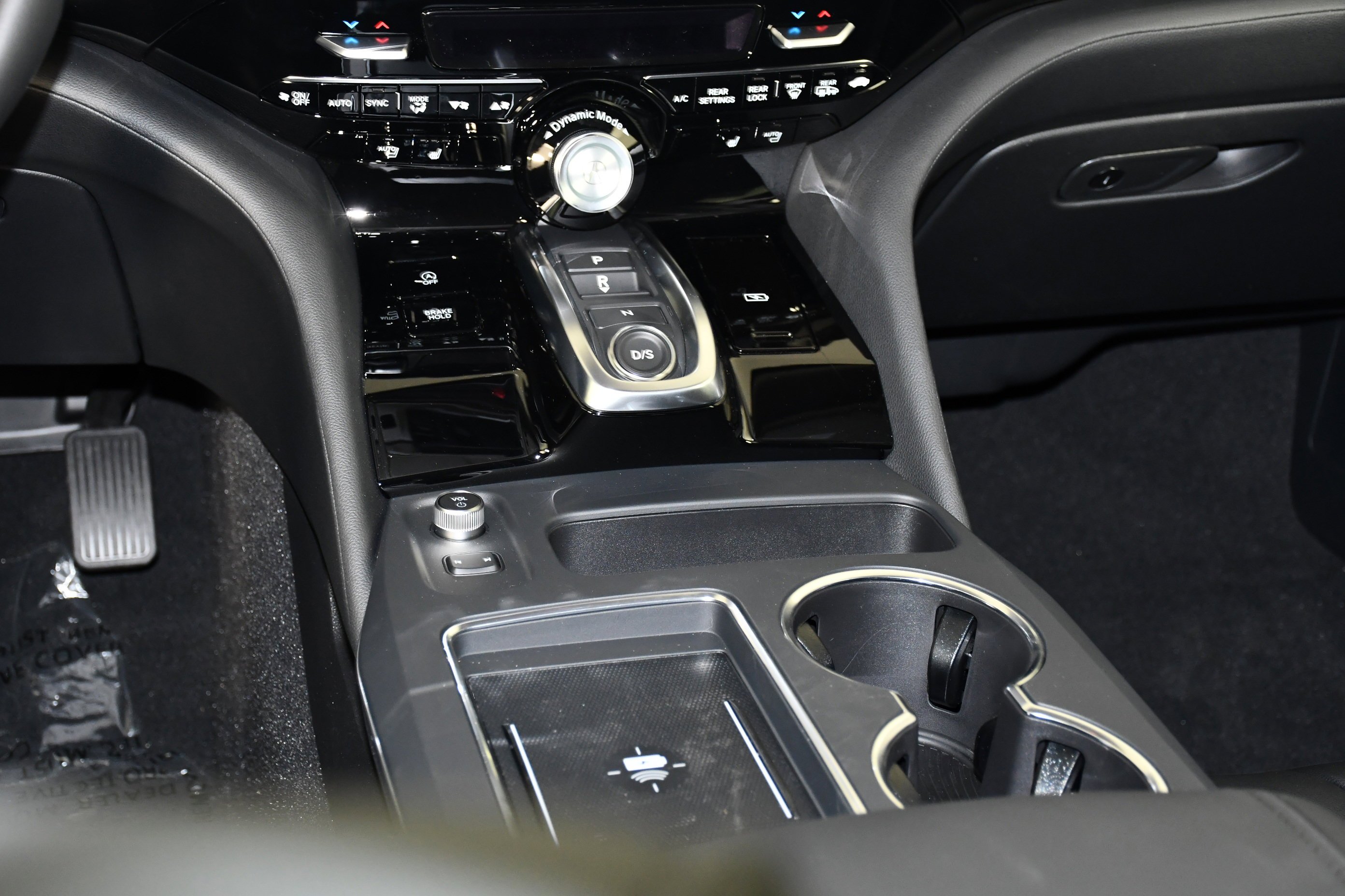 New 2026 Majestic Black Pearl Acura Base image 13