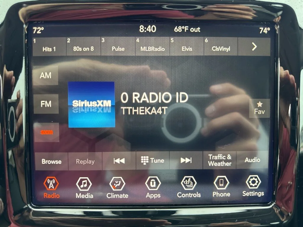 Used 2019 Black Jeep Limited image 37