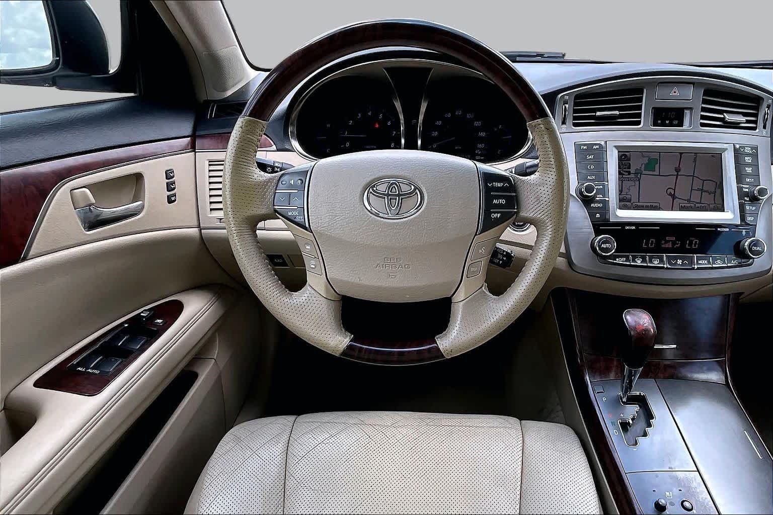 Used 2012 Blizzard Pearl Toyota Limited image 6