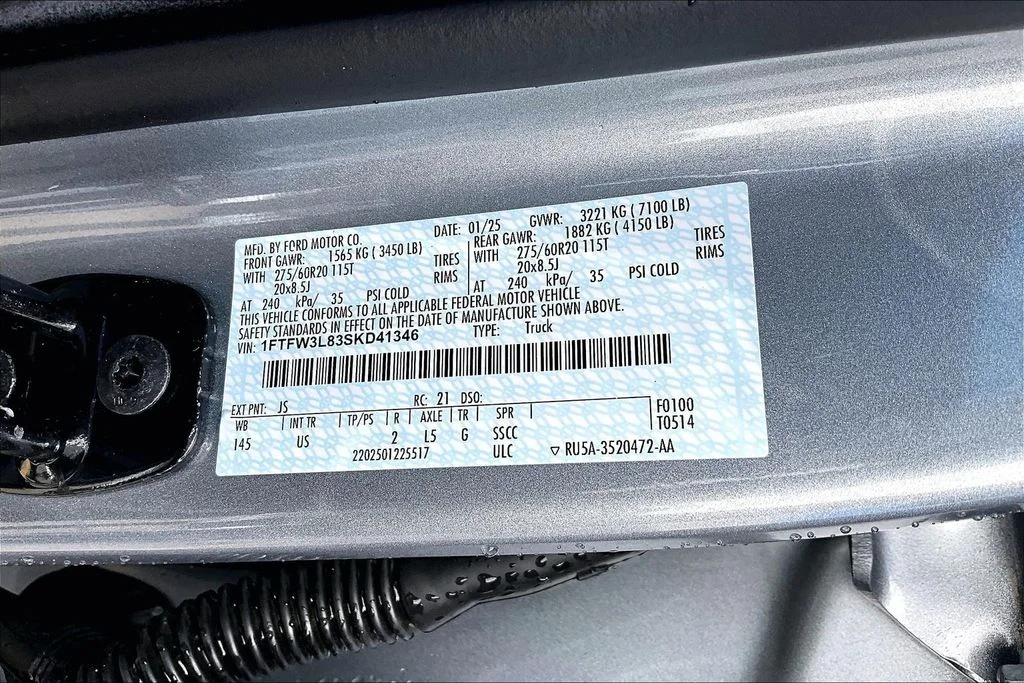 2025 Ford F-150 XLT - Photo 9