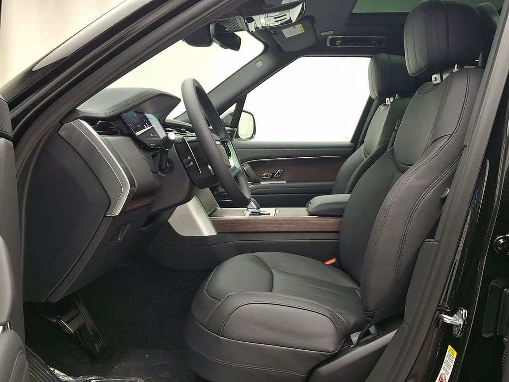 New 2026 Santorini Black Land Rover SE image 11
