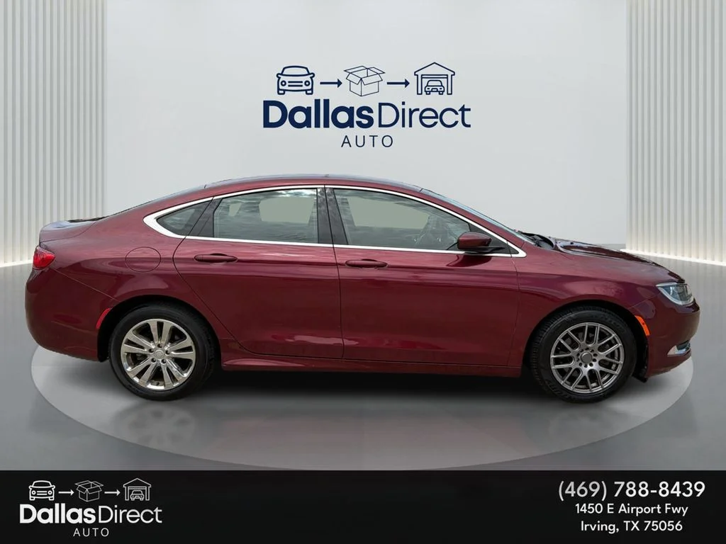 Used 2015 Velvet Red Pearlcoat Chrysler Limited image 5