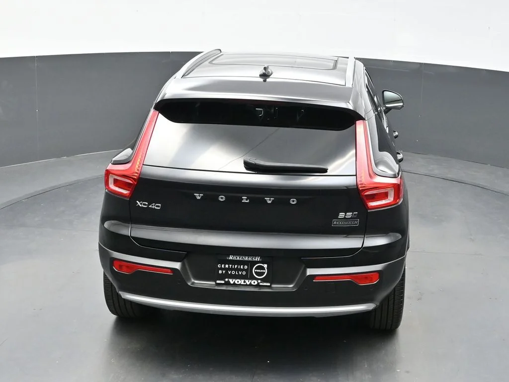 Certified Used 2025 Onyx Black Volvo Plus image 36