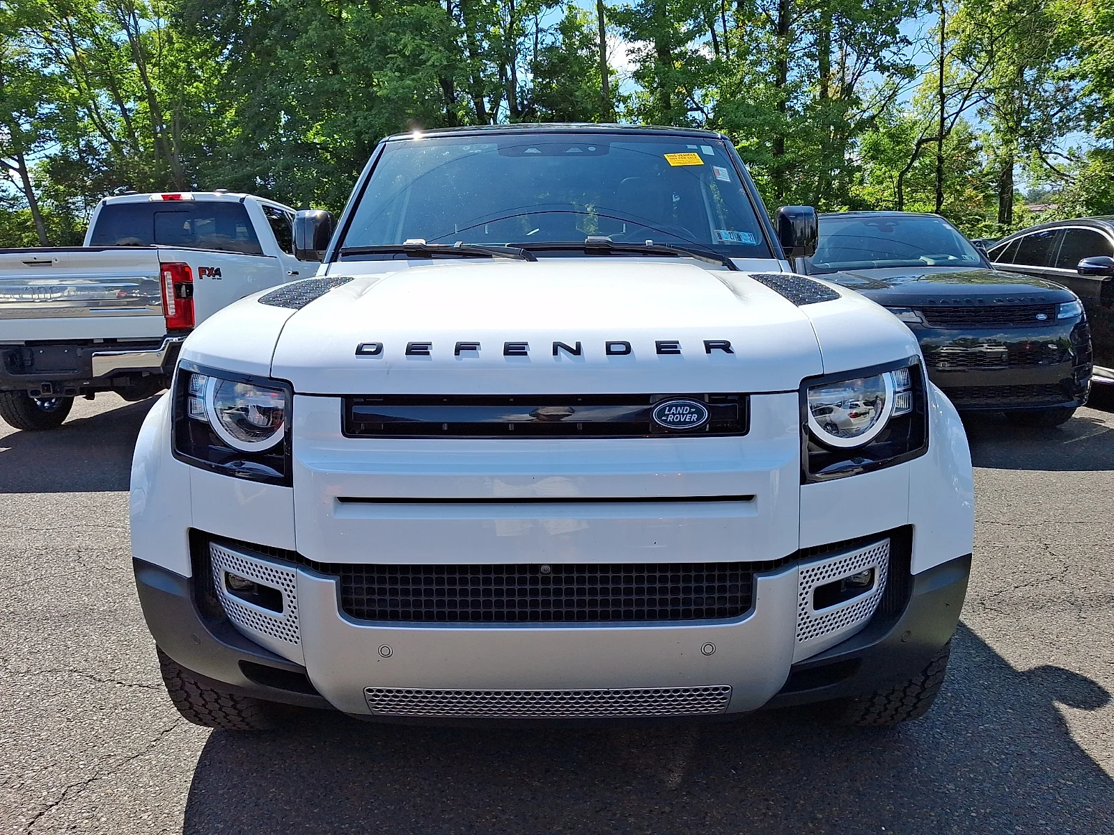 Certified Used 2023 Fuji White - 1AA Land Rover 90 S image 4