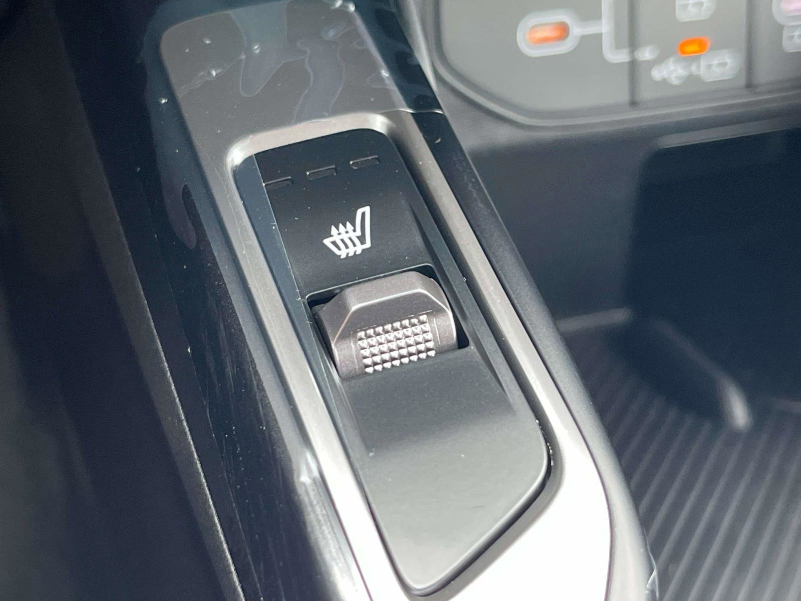 New 2026 Glacial White Pearl Kia S image 25