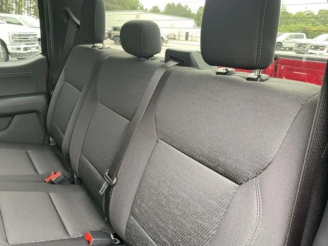 New 2026 Ruby Red Metallic Tinted Clearcoat Ford XLT image 10