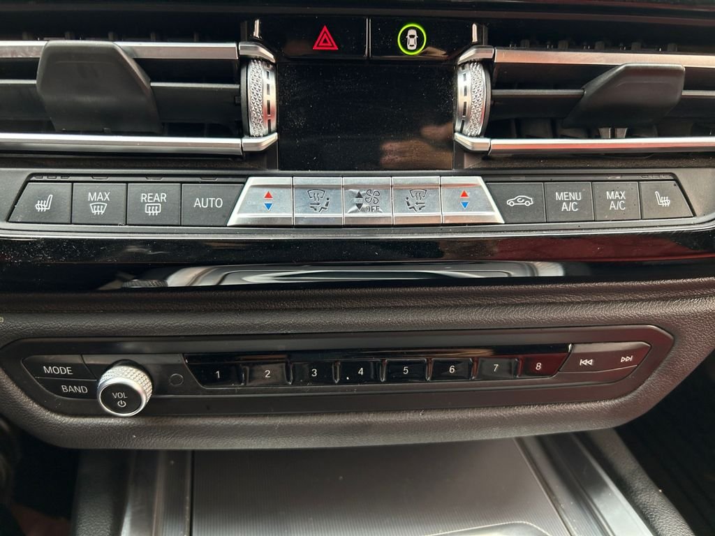 Used 2020 White BMW sDrive M40i image 30